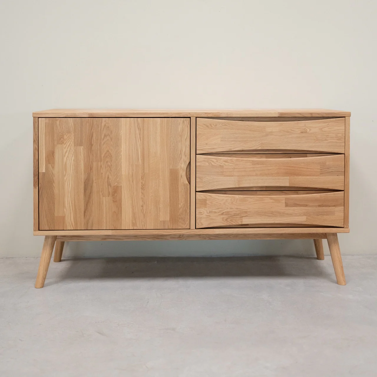 Aparador de madera de roble MALMO 1 | NordicStory - Image 9