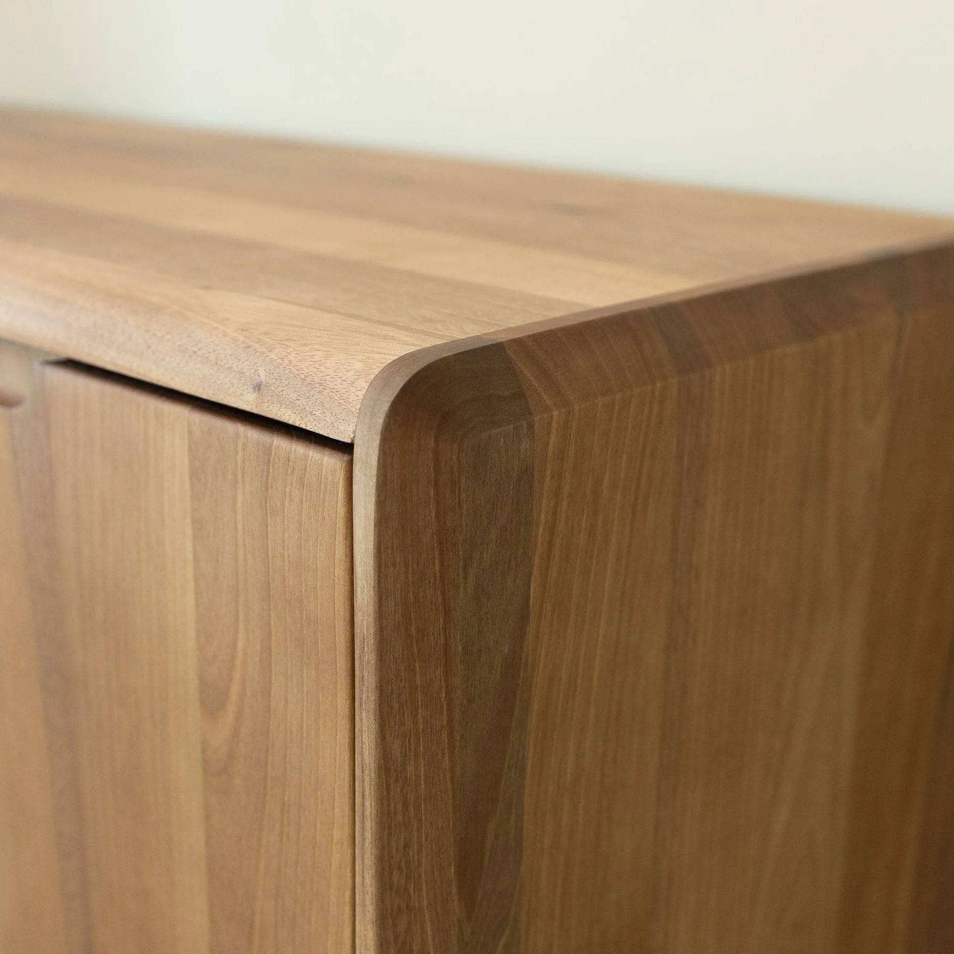 Cómoda de madera maciza SWEDEN 3 | NordicStory - Image 5