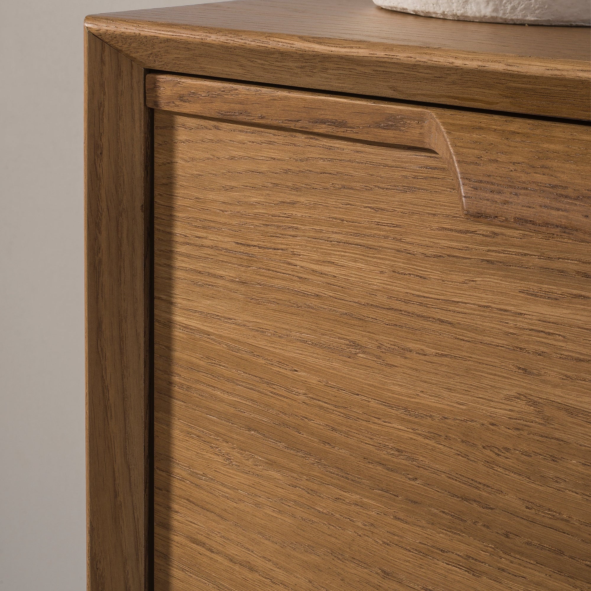 Cómoda de madera roble rústico LEO 12 | LoftStory - Image 3