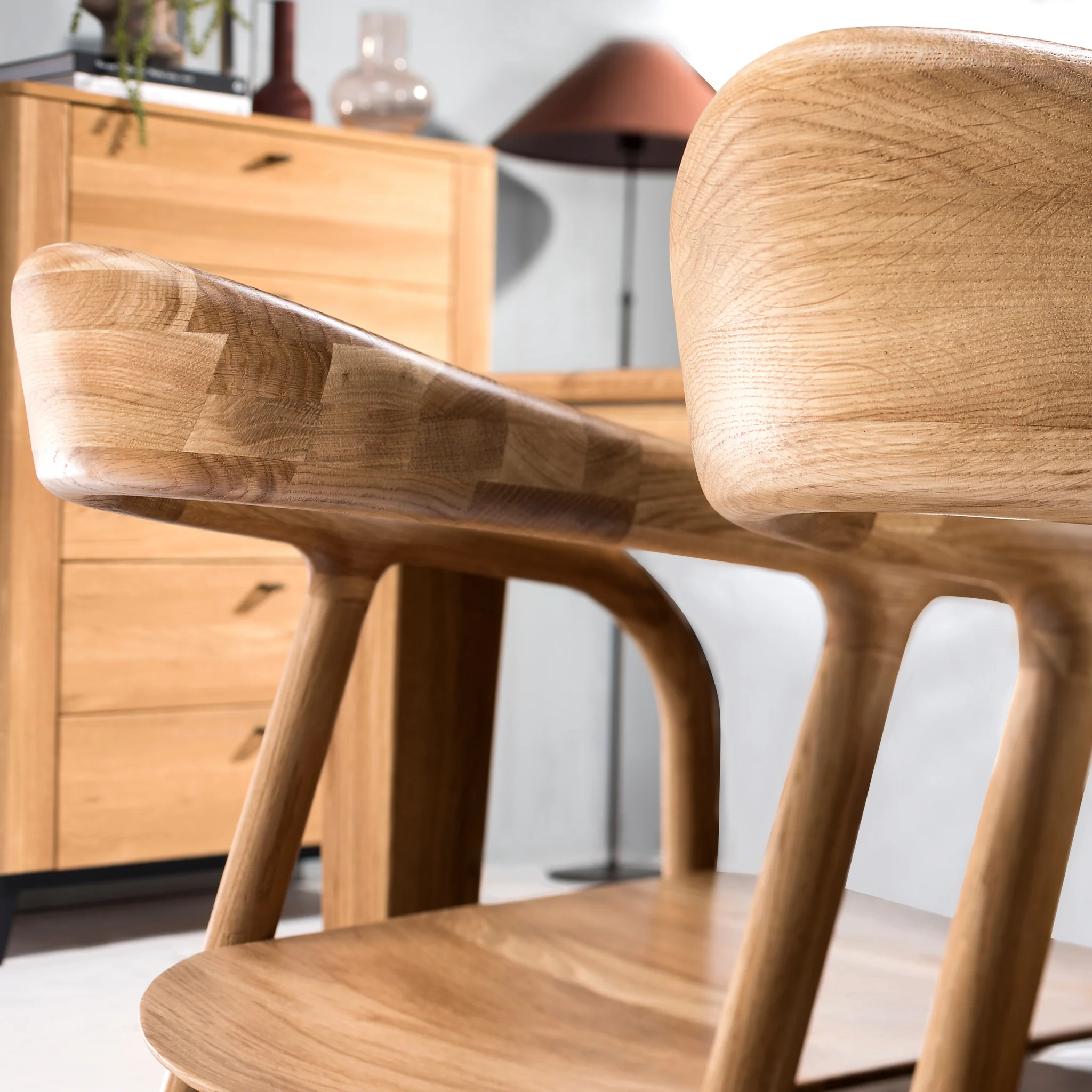 Mesa de comedor extensible de madera roble FUEGO | LoftStory - Image 8