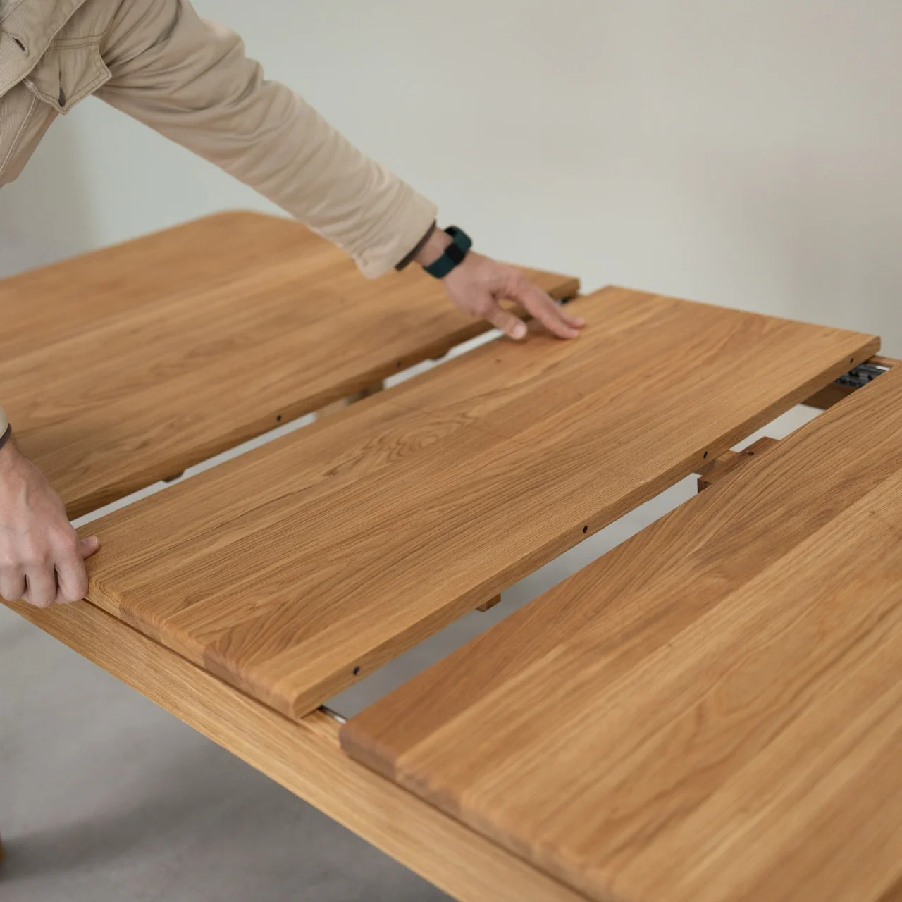 Mesa de comedor extensible de madera maciza roble KODAMA | NordicStory - Image 4