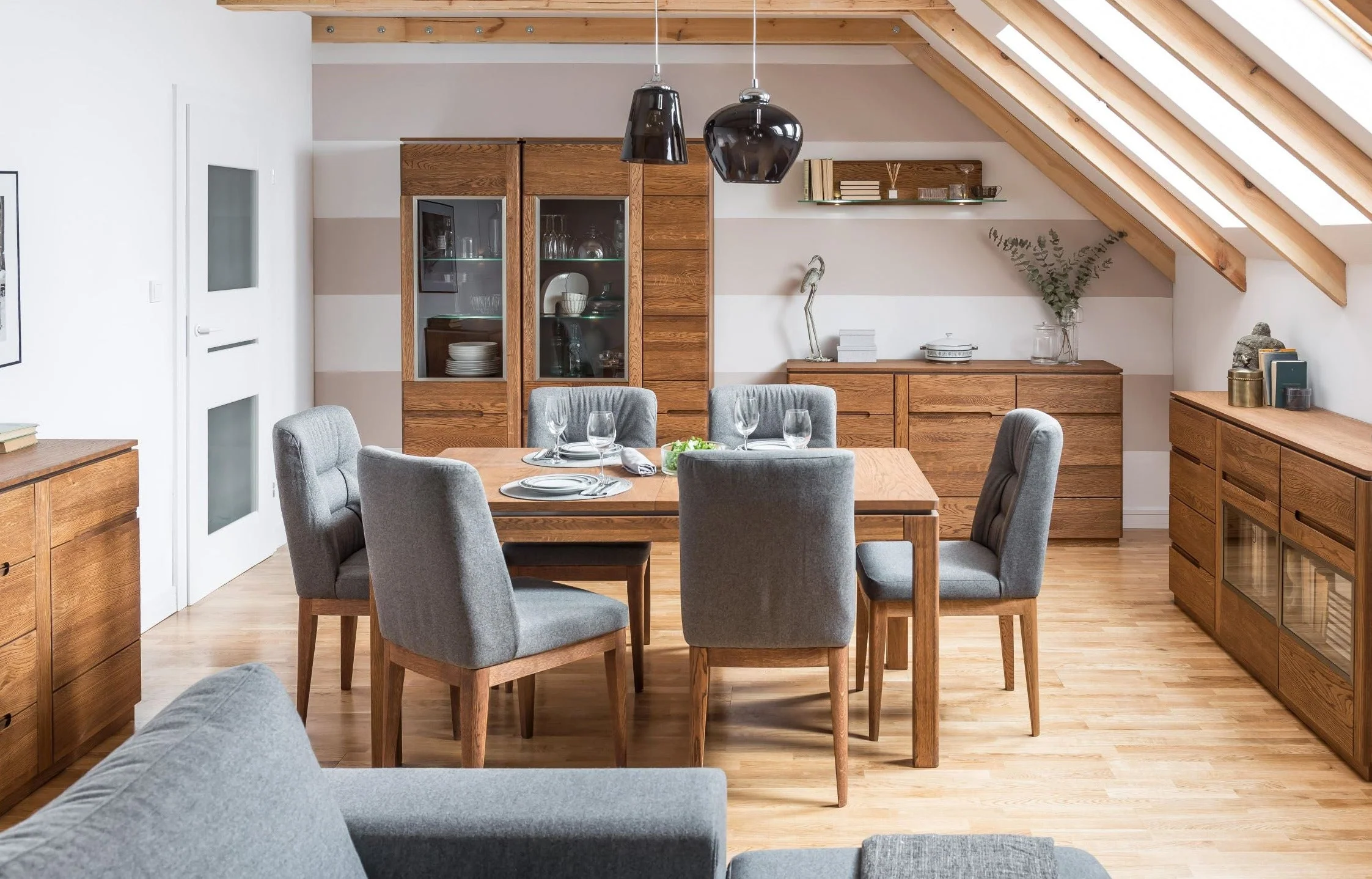 Mesa de comedor extensible de madera de roble Montenegro 40 | LoftStory - Image 5