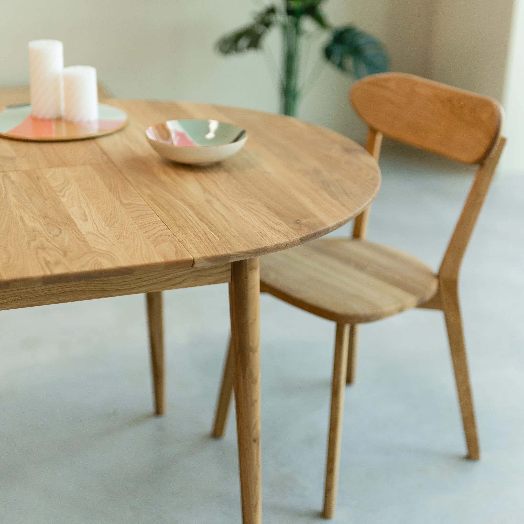 Mesa redonda de comedor extensible madera de roble MALMO | NordicStory - Image 6