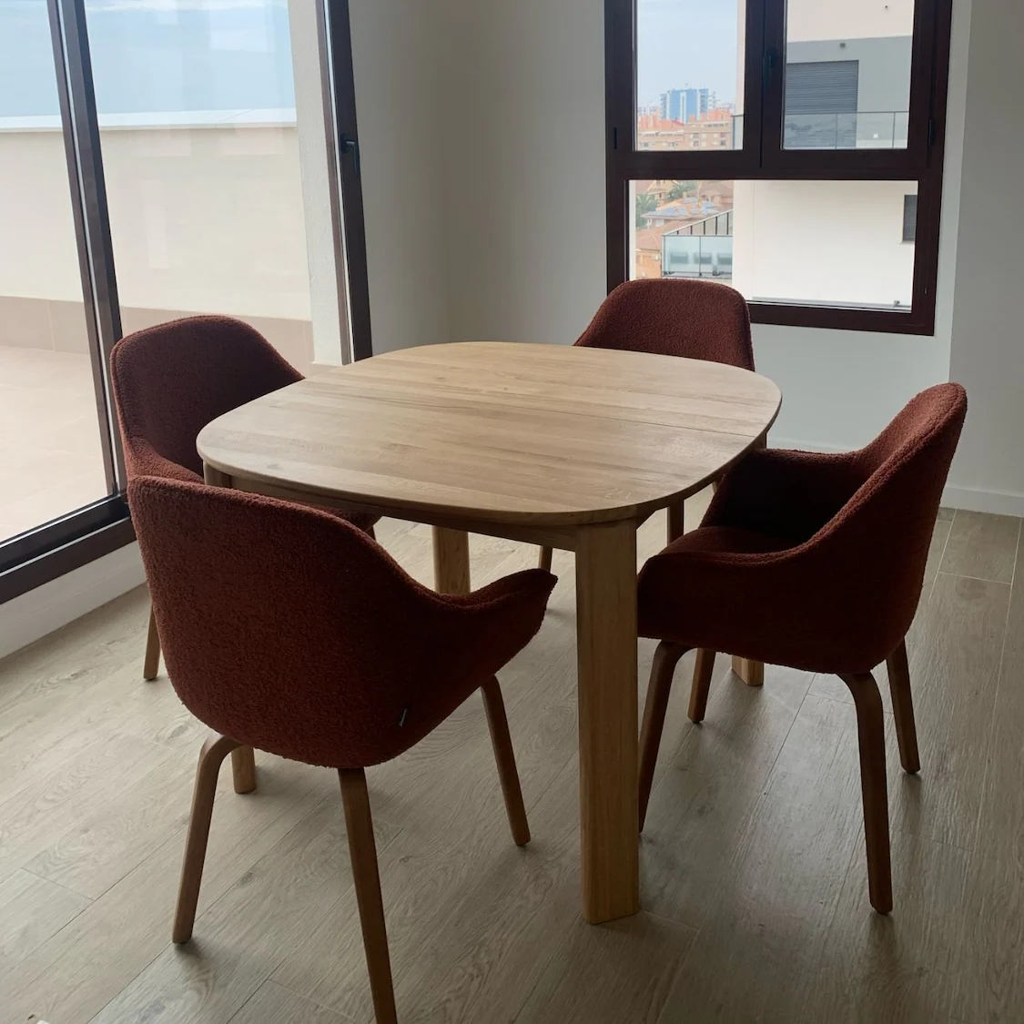 Mesa de comedor redonda extensible madera maciza roble Victoria | NordicStory - Image 13