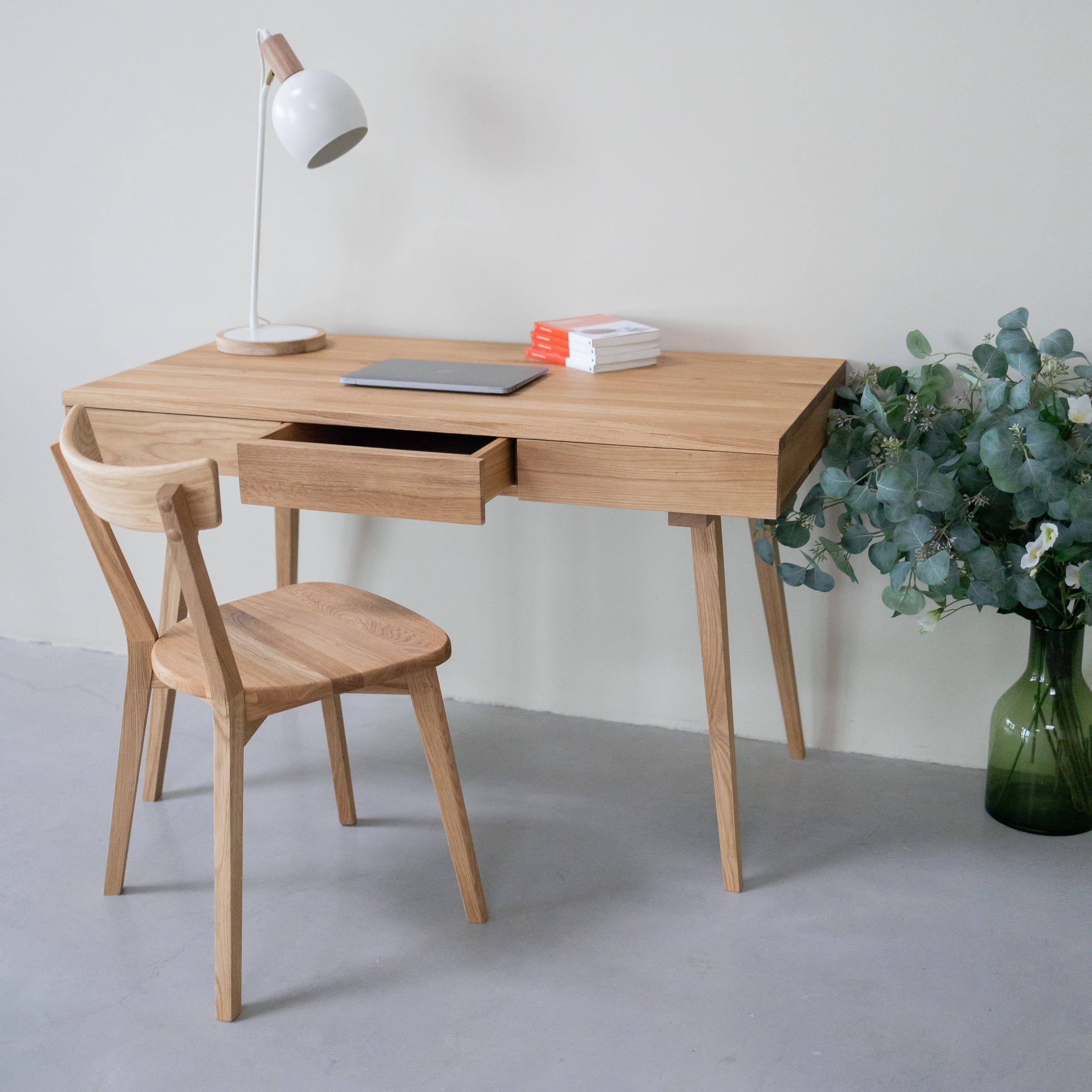 Mesa escritorio de madera maciza roble MALMO 1 | NordicStory - Image 3