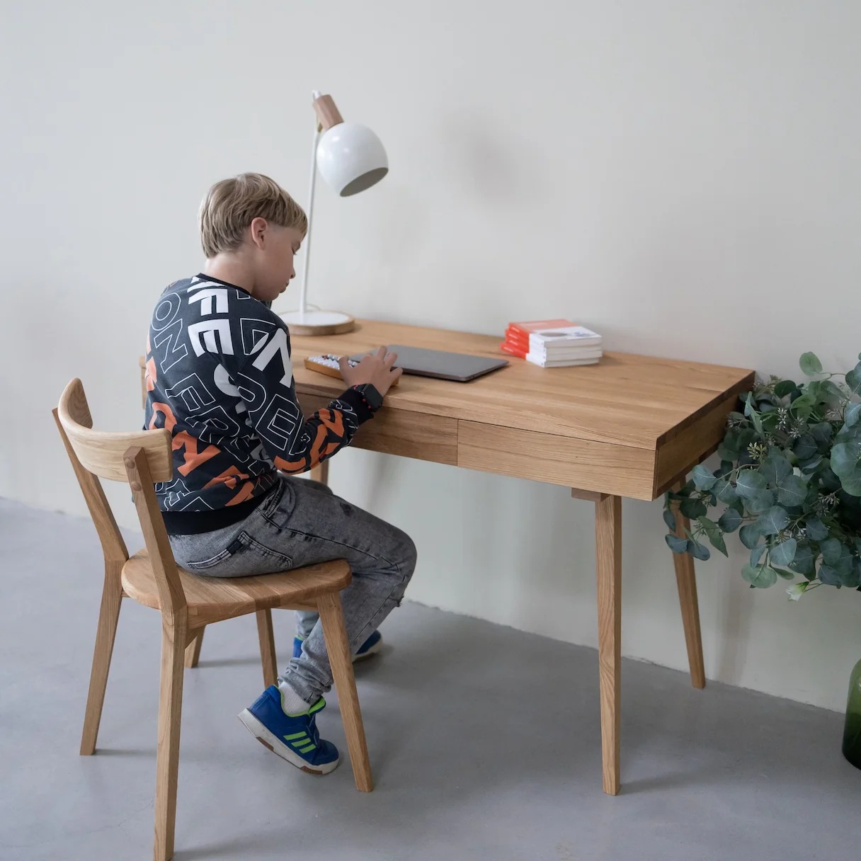 Mesa escritorio de madera maciza roble MALMO 1 | NordicStory - Image 4