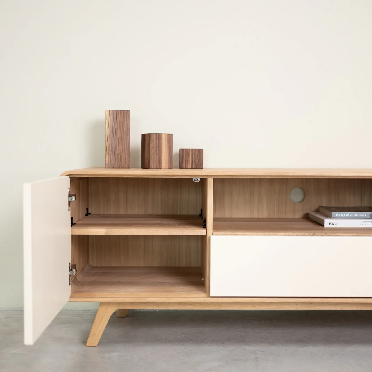 Mueble de TV madera maciza OSLO 2 | NordicStory - Image 3