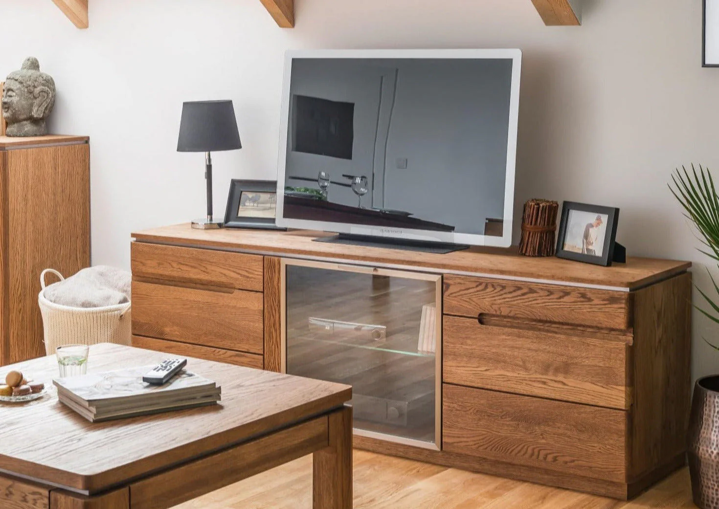 Cómoda o Mueble TV madera de roble MONTENEGRO 26 | LoftStory - Image 3