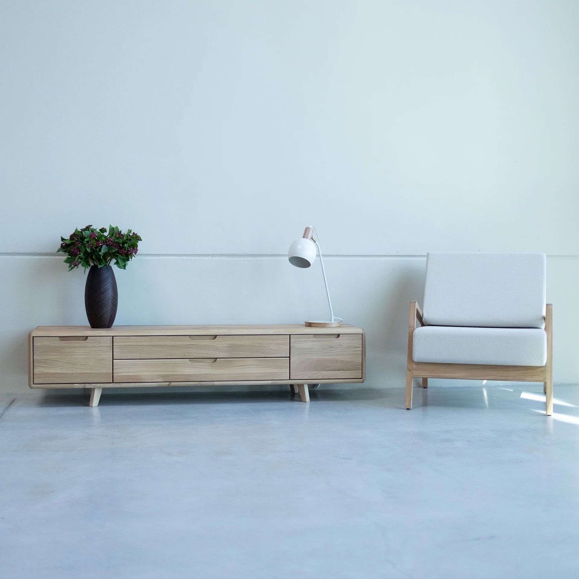 Mueble de TV de madera maciza SWEDEN 1 | NordicStory