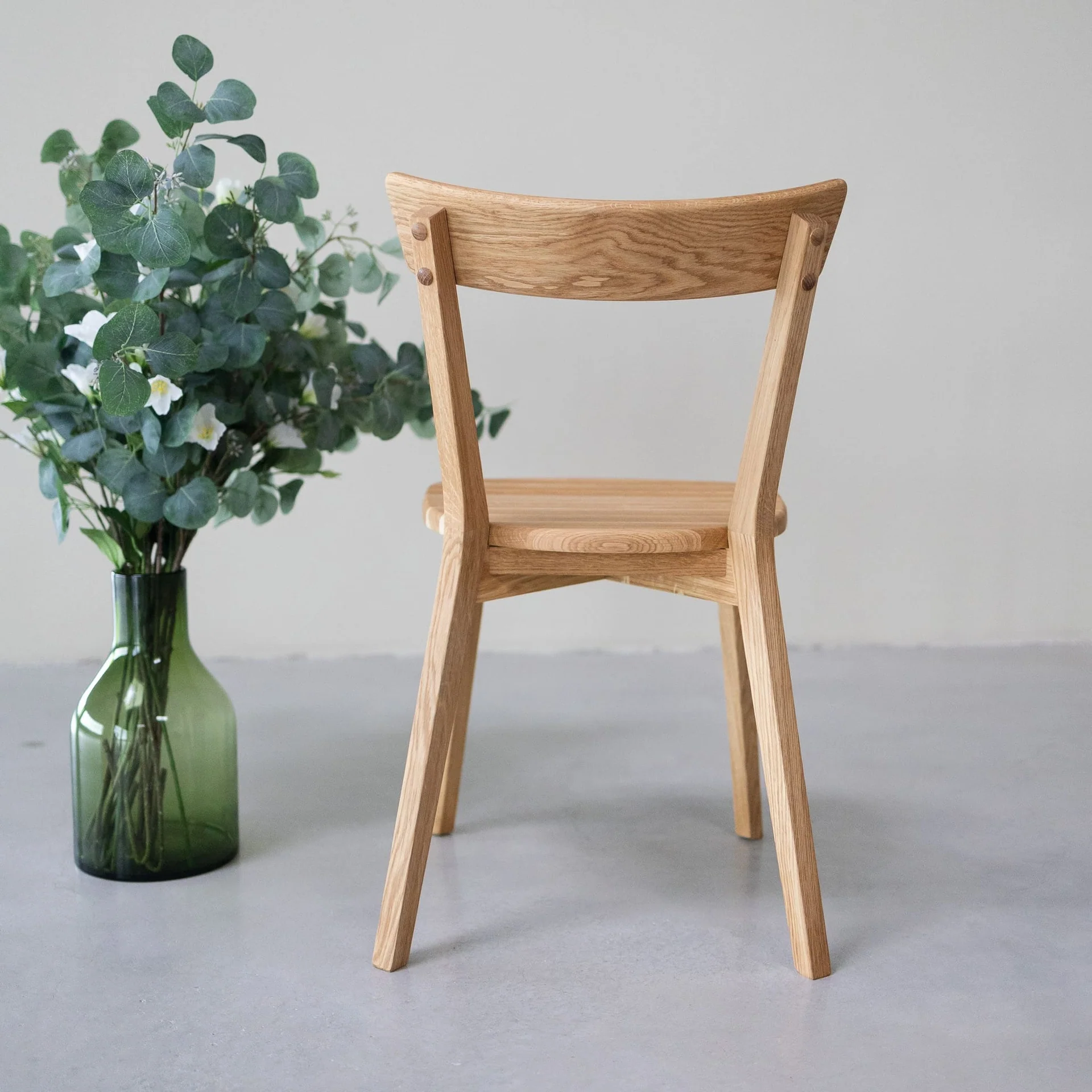 Pack de 2 o 4 sillas de comedor en madera maciza de roble VICTORIA | NordicStory - Image 8