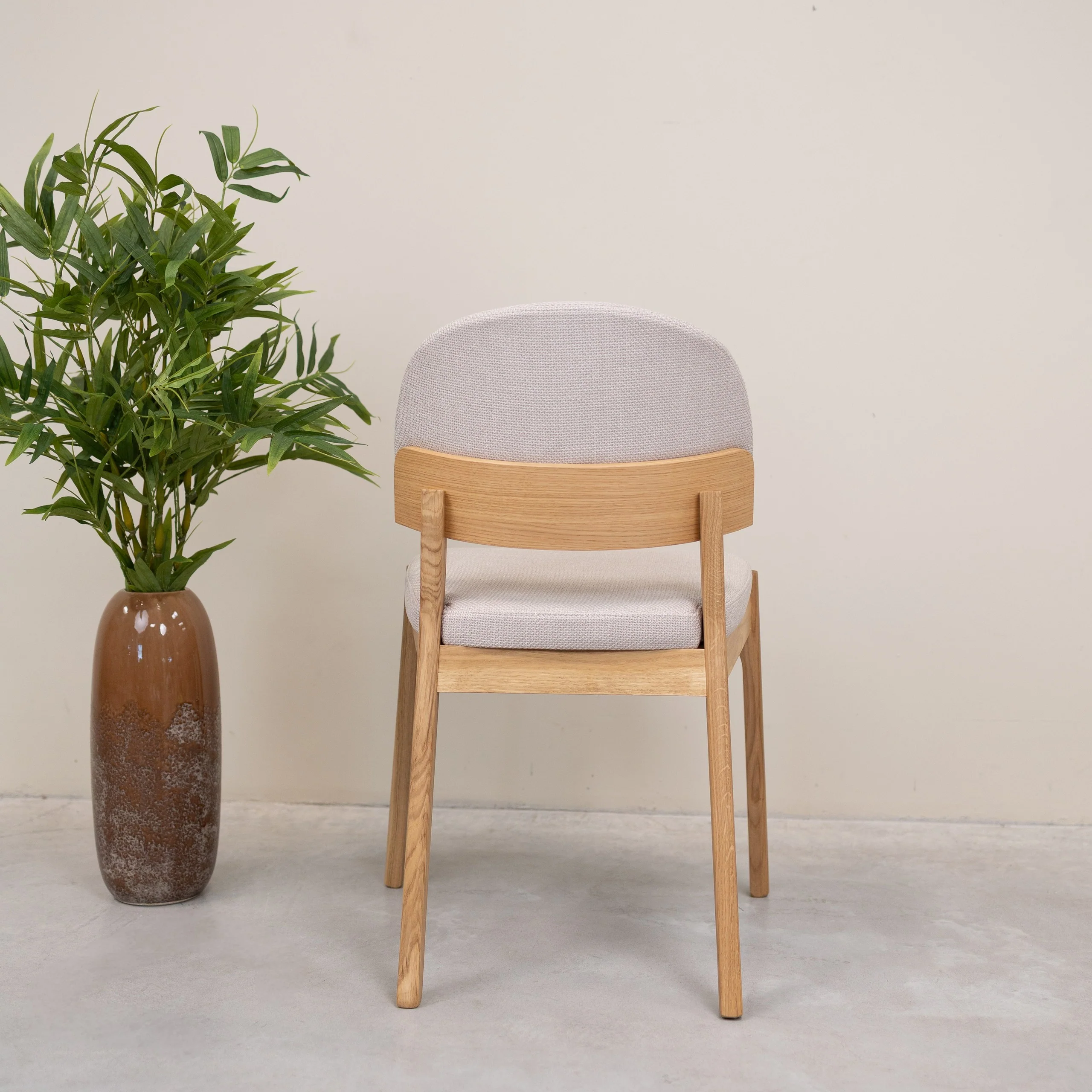 Pack de 2 o 4 Sillas de Madera Maciza de Roble Astrid | NordicStory - Image 4