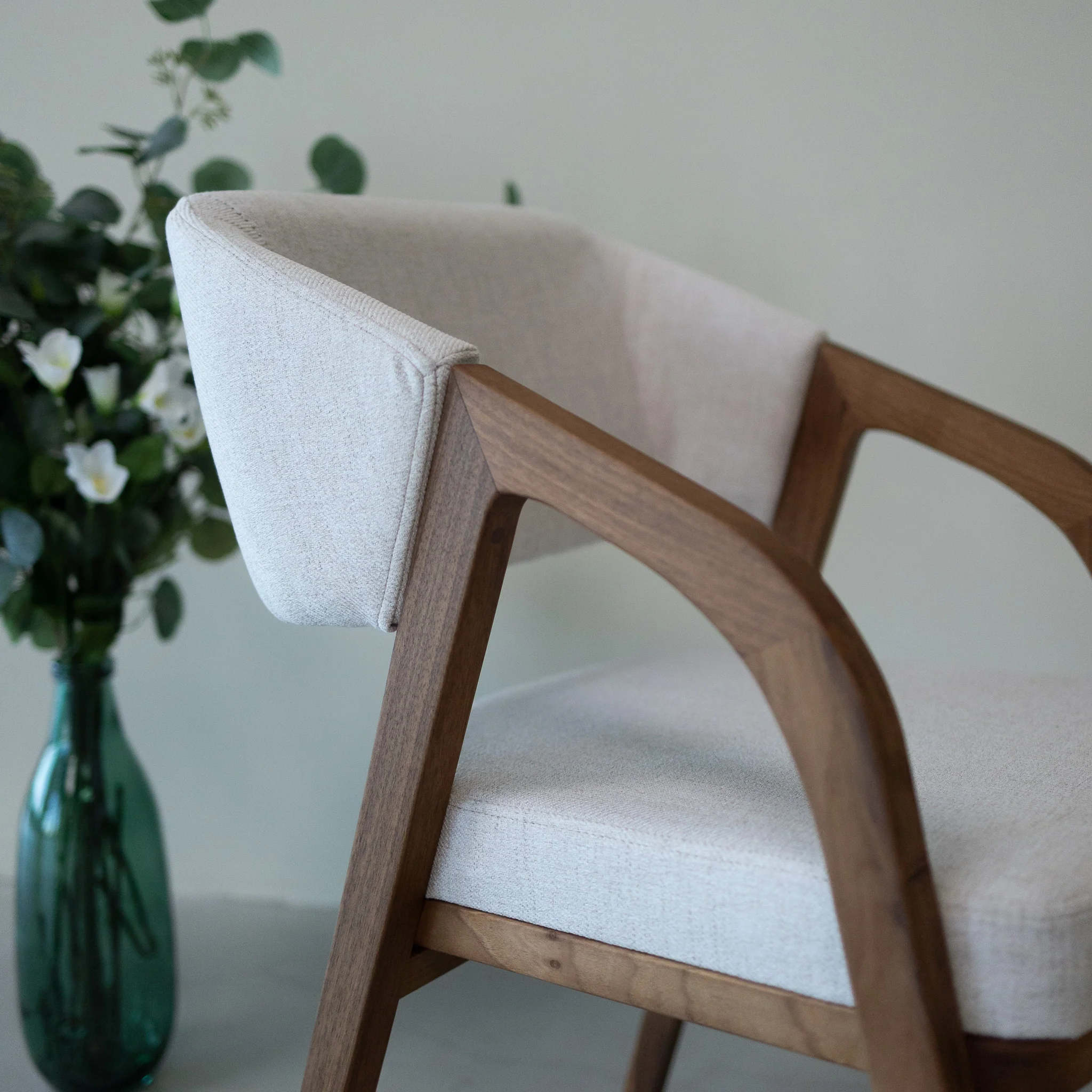 Silla de madera maciza roble o nogal SWEDEN | NordicStory - Image 10