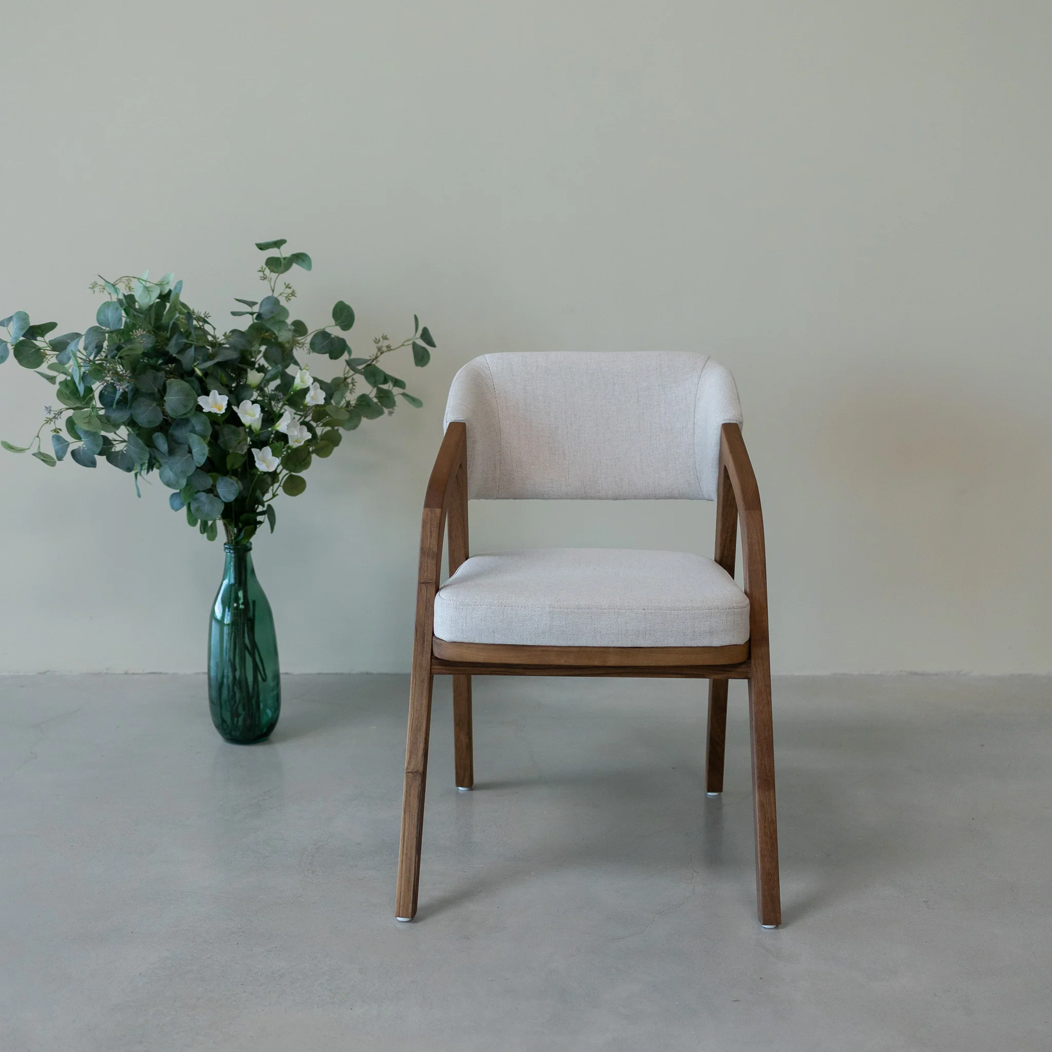Silla de madera maciza roble o nogal SWEDEN | NordicStory - Image 3
