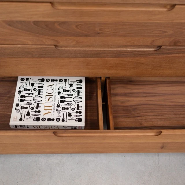 Cómoda de madera maciza SWEDEN 4.2 | NordicStory - Image 10