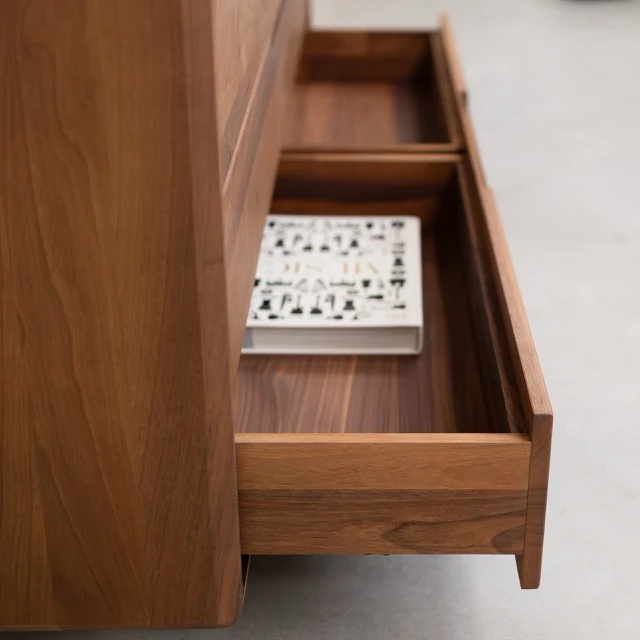 Cómoda de madera maciza SWEDEN 4.2 | NordicStory - Image 11