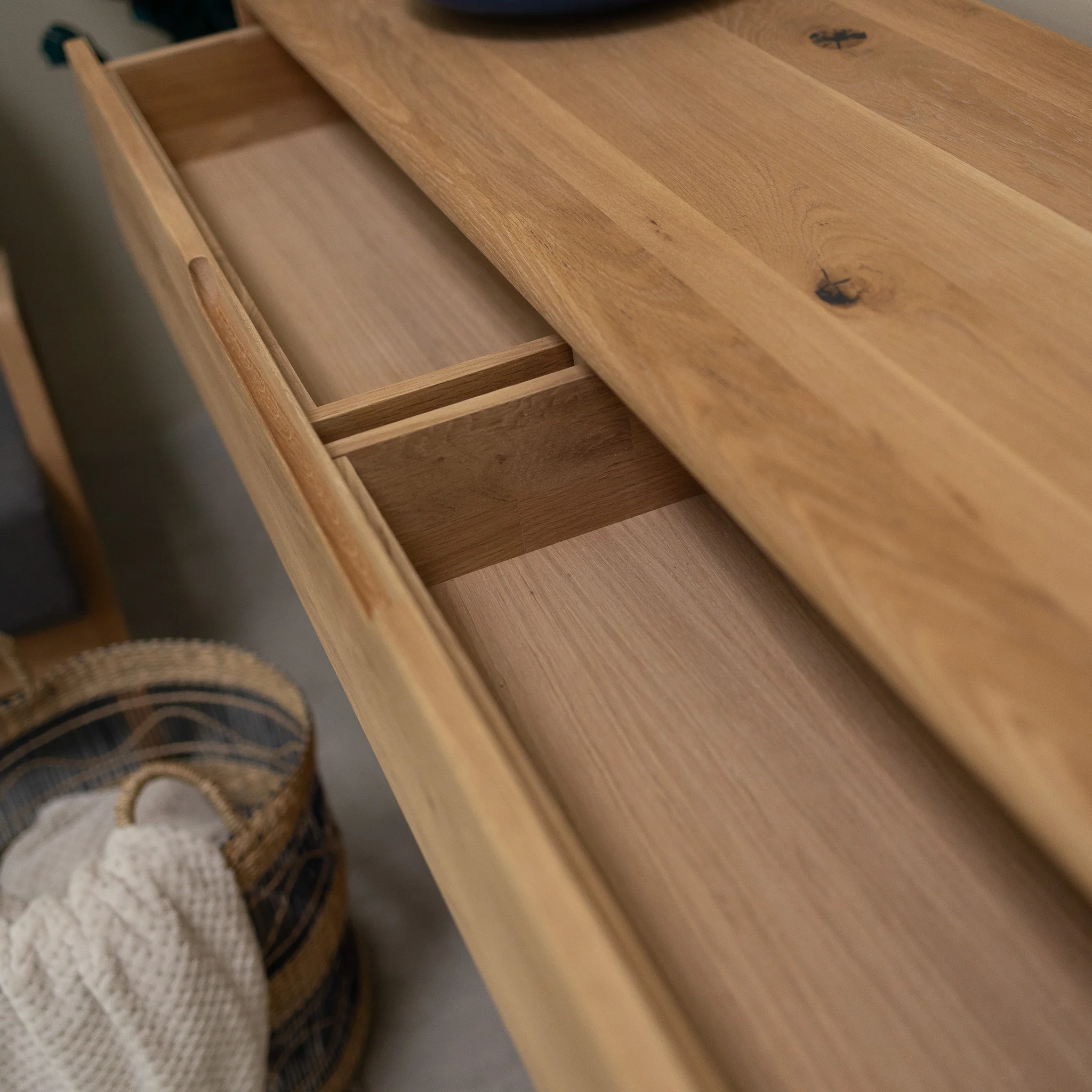 Cómoda de madera maciza SWEDEN 4.2 | NordicStory - Image 17