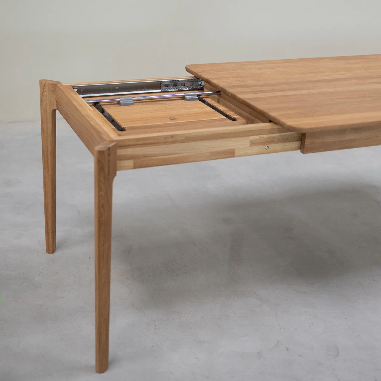 Mesa de comedor extensible de madera maciza roble ASTRID | NordicStory - Image 4
