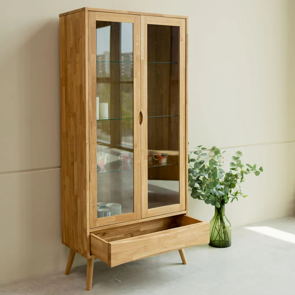Vitrina de madera de roble MALMO | NordicStory - Image 10