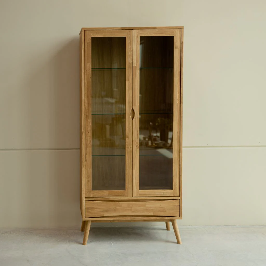 Vitrina de madera de roble MALMO | NordicStory - Image 6